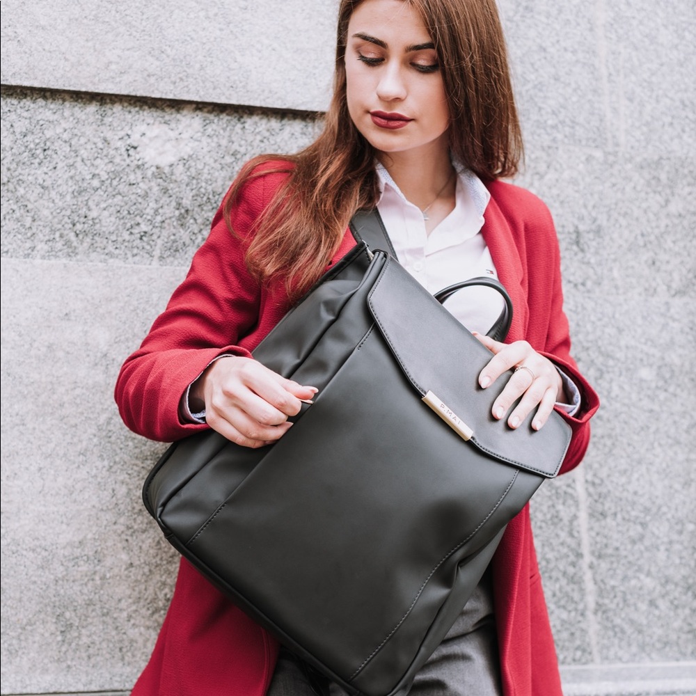 Astrid vegan laptop backpack